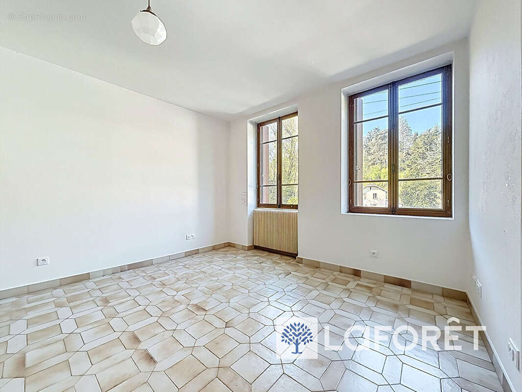 Maison à SAINT-DIDIER-AU-MONT-D'OR