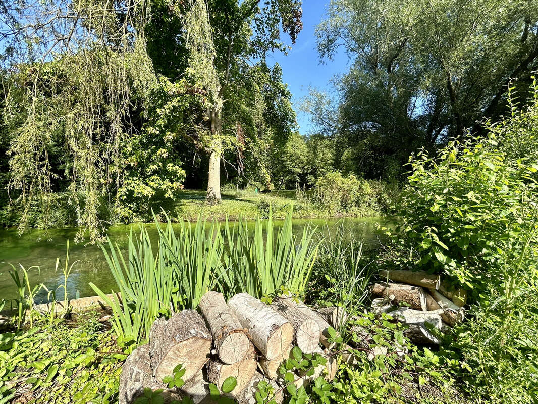 Maison à CANY-BARVILLE