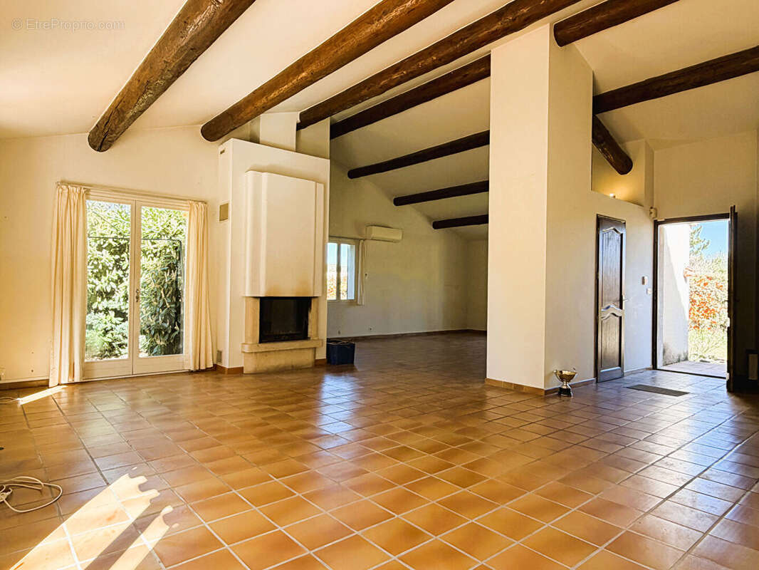 Maison à JOUQUES