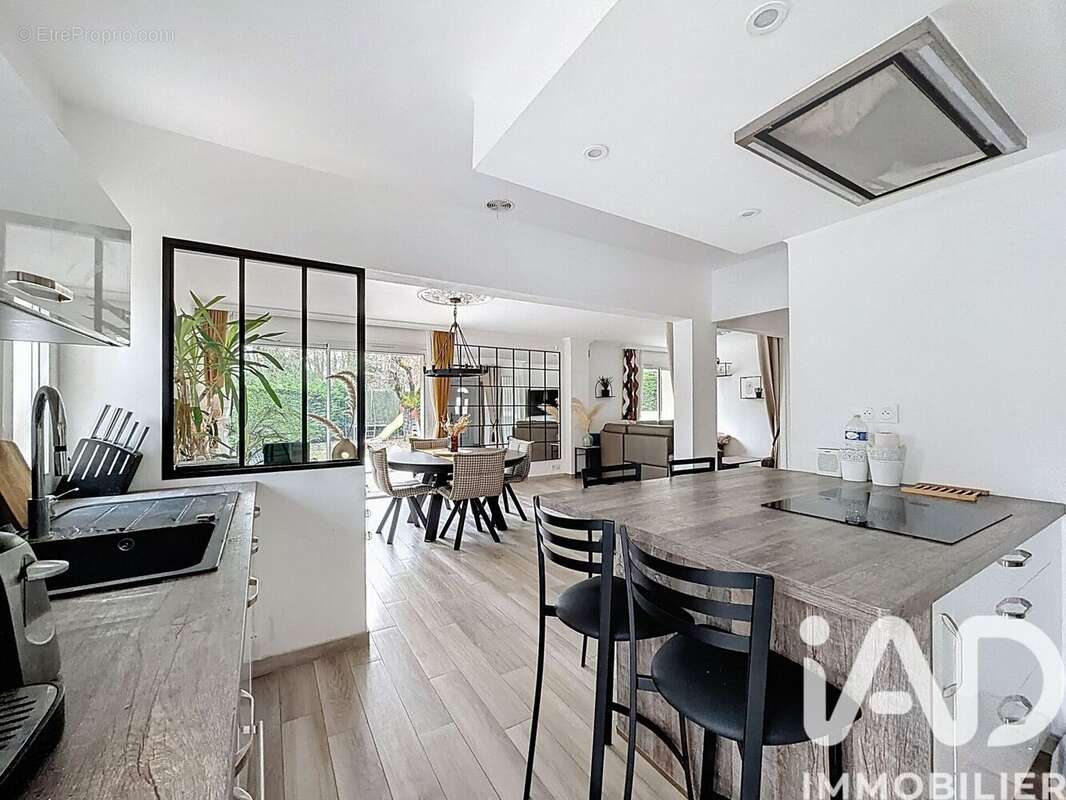 Photo 2 - Maison à MEZY-SUR-SEINE