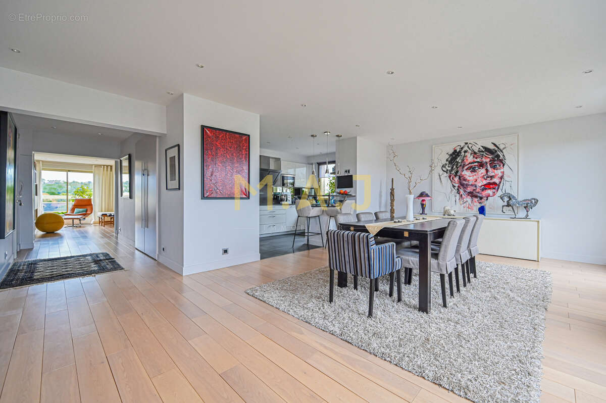 Appartement à LE PERREUX-SUR-MARNE