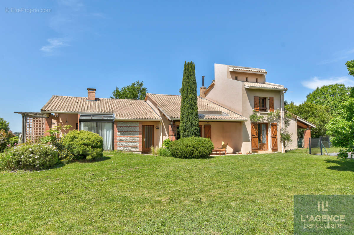 Maison à CASTANET-TOLOSAN