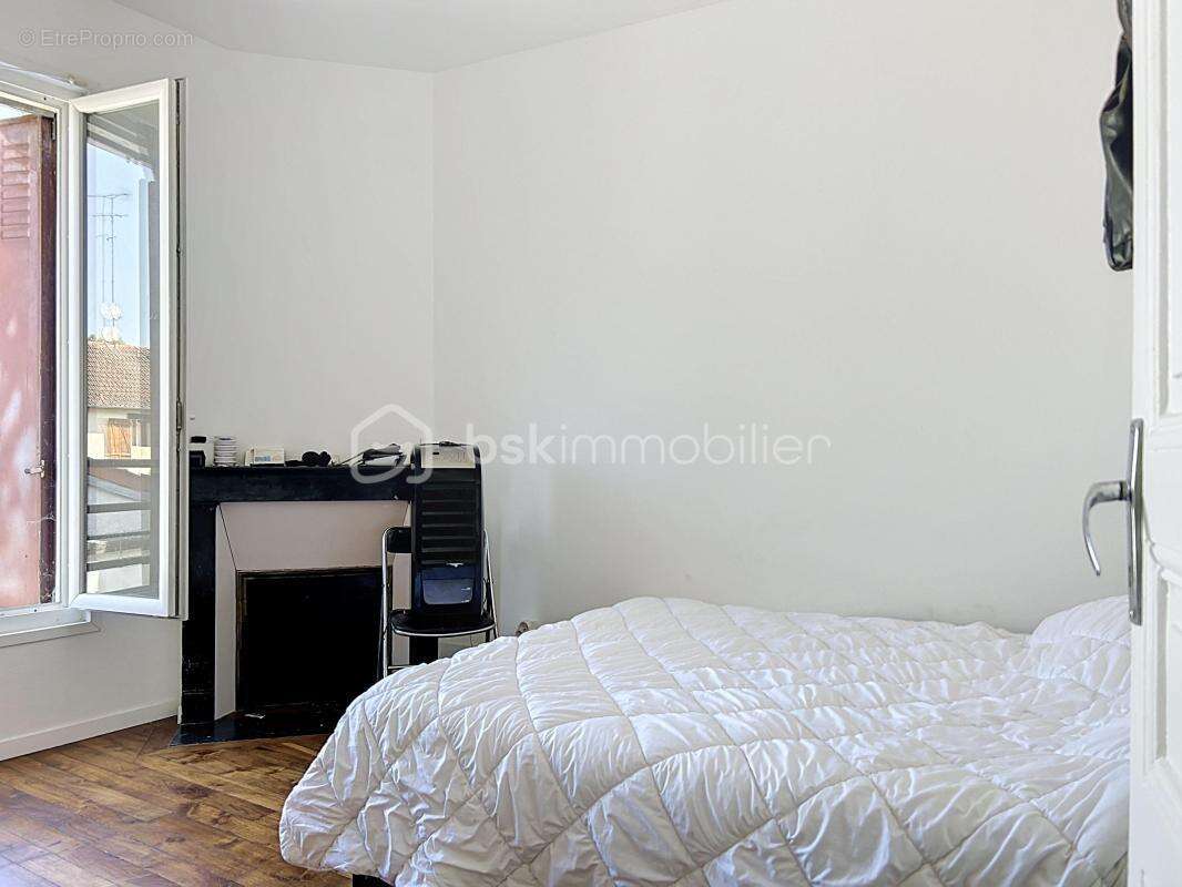 Appartement lumineux de plus de 62 m² – Vendu loué  896e– Idéal investisseur - photo 5