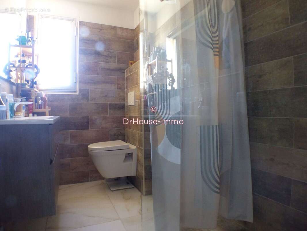 Appartement à MARSEILLE-13E