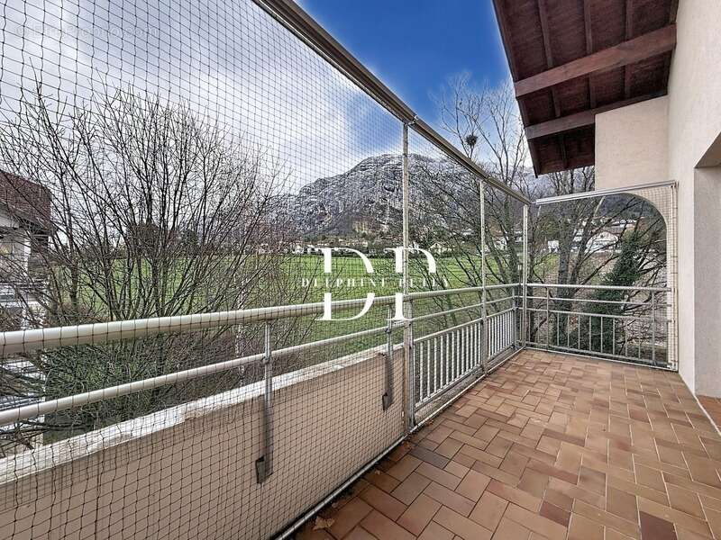 Appartement à COLLONGES-SOUS-SALEVE