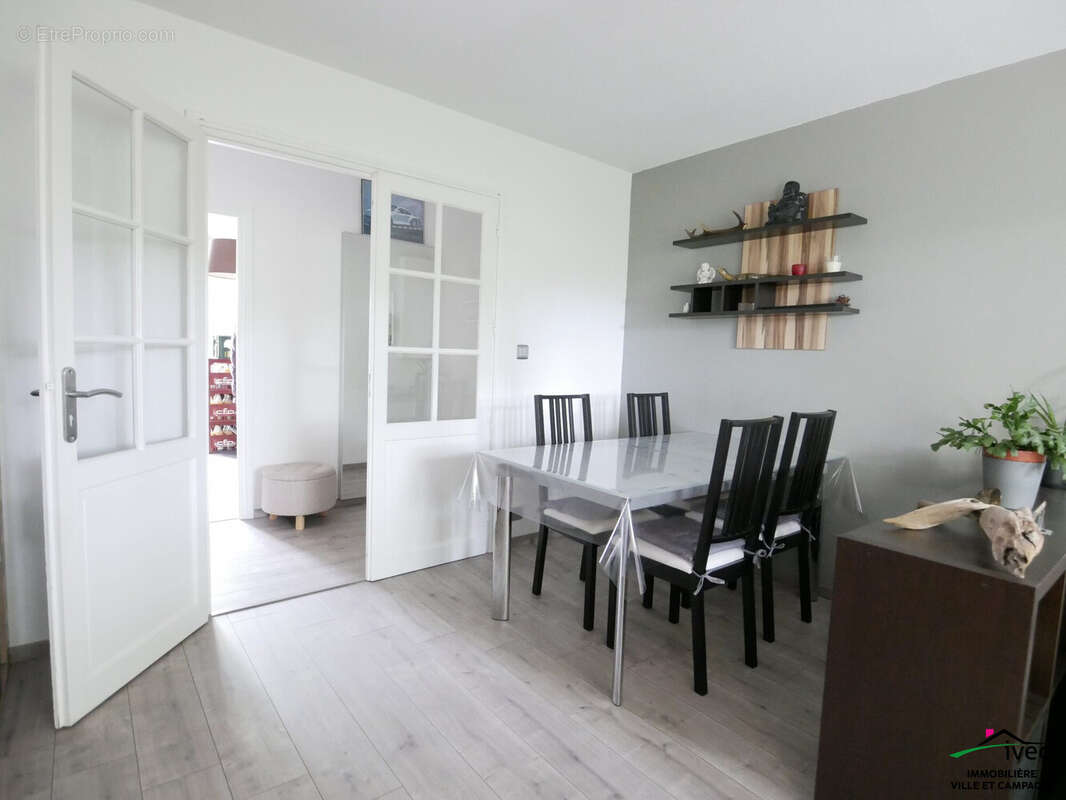 Appartement à ESCHAU