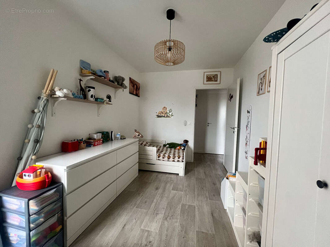 Appartement à SARTROUVILLE