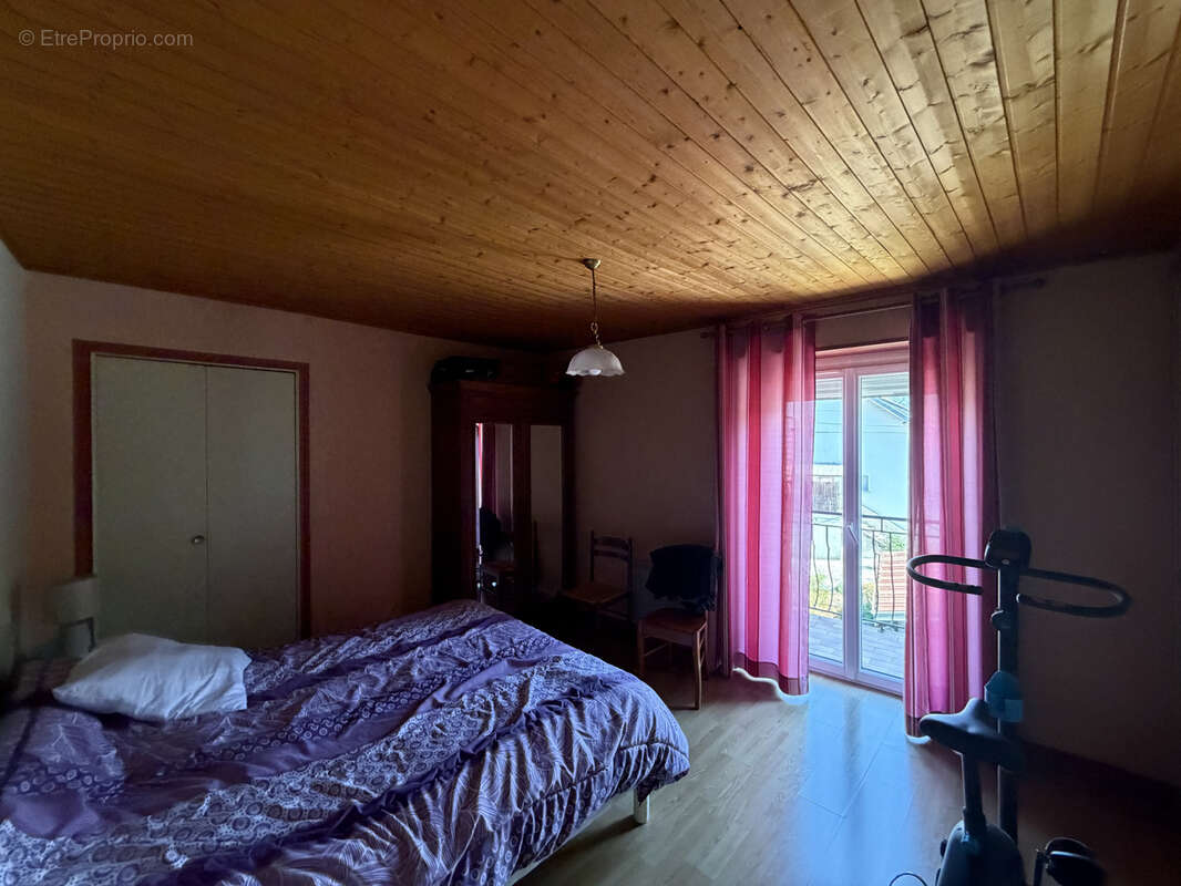 Vaux les Saint Claude, Maison de village avec garage et terrain non attenants - photo 6