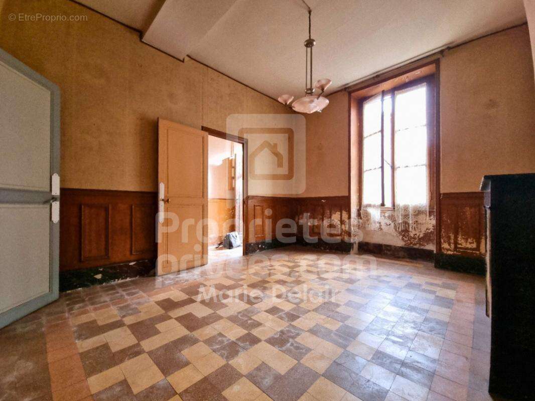 Maison à POUILLY-SUR-LOIRE