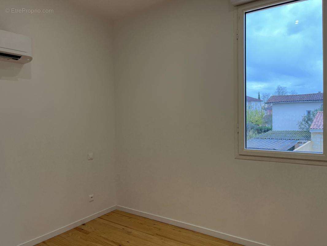 Maison 131 m² rénovée en 2024 avec dépendances LIBOURNE - photo 16