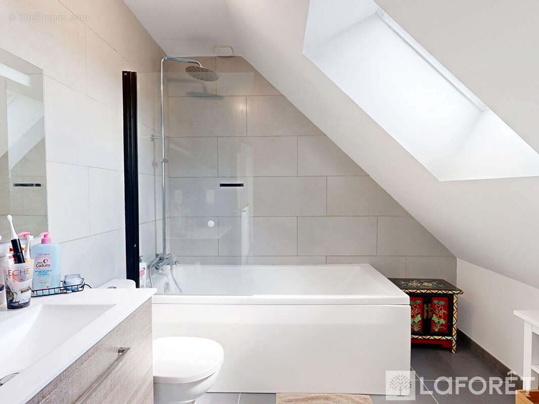 Maison Neuilly Le Real - photo 9