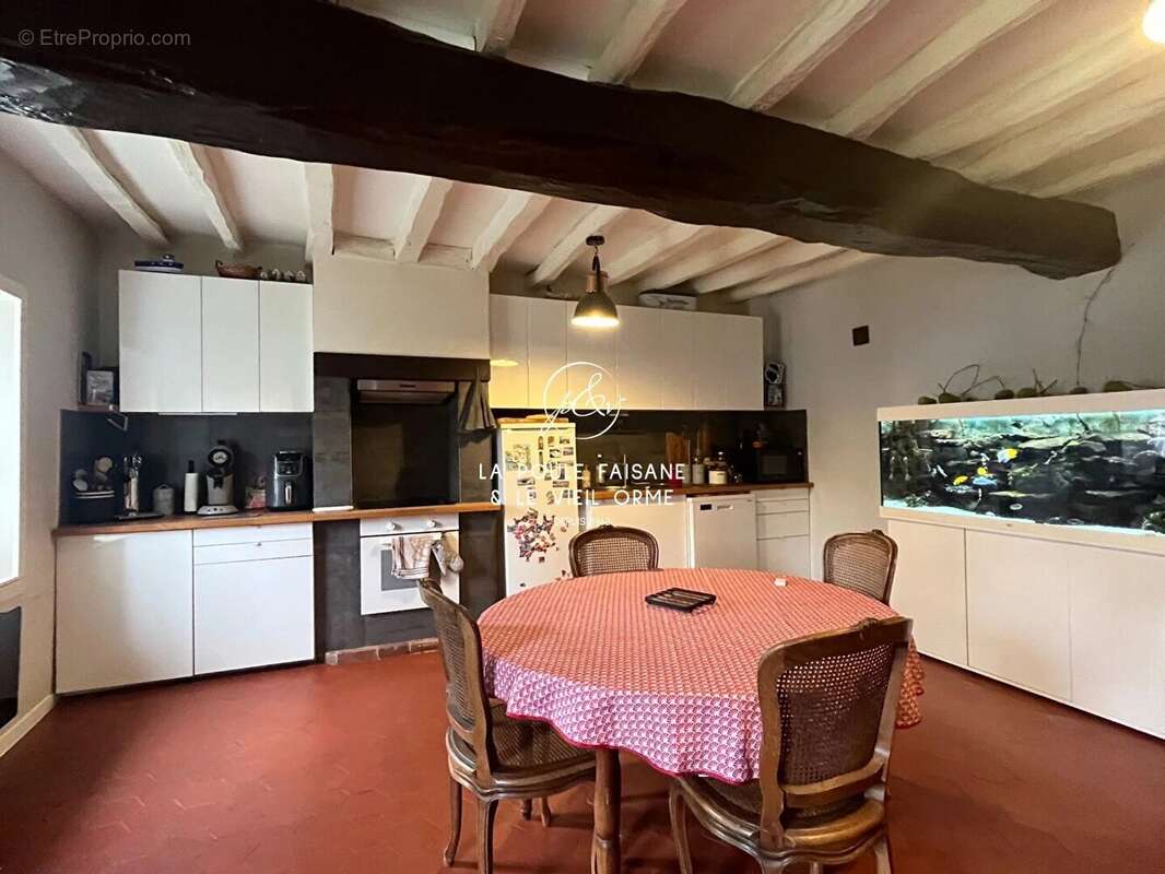 Maison à CONDE-SUR-VESGRE