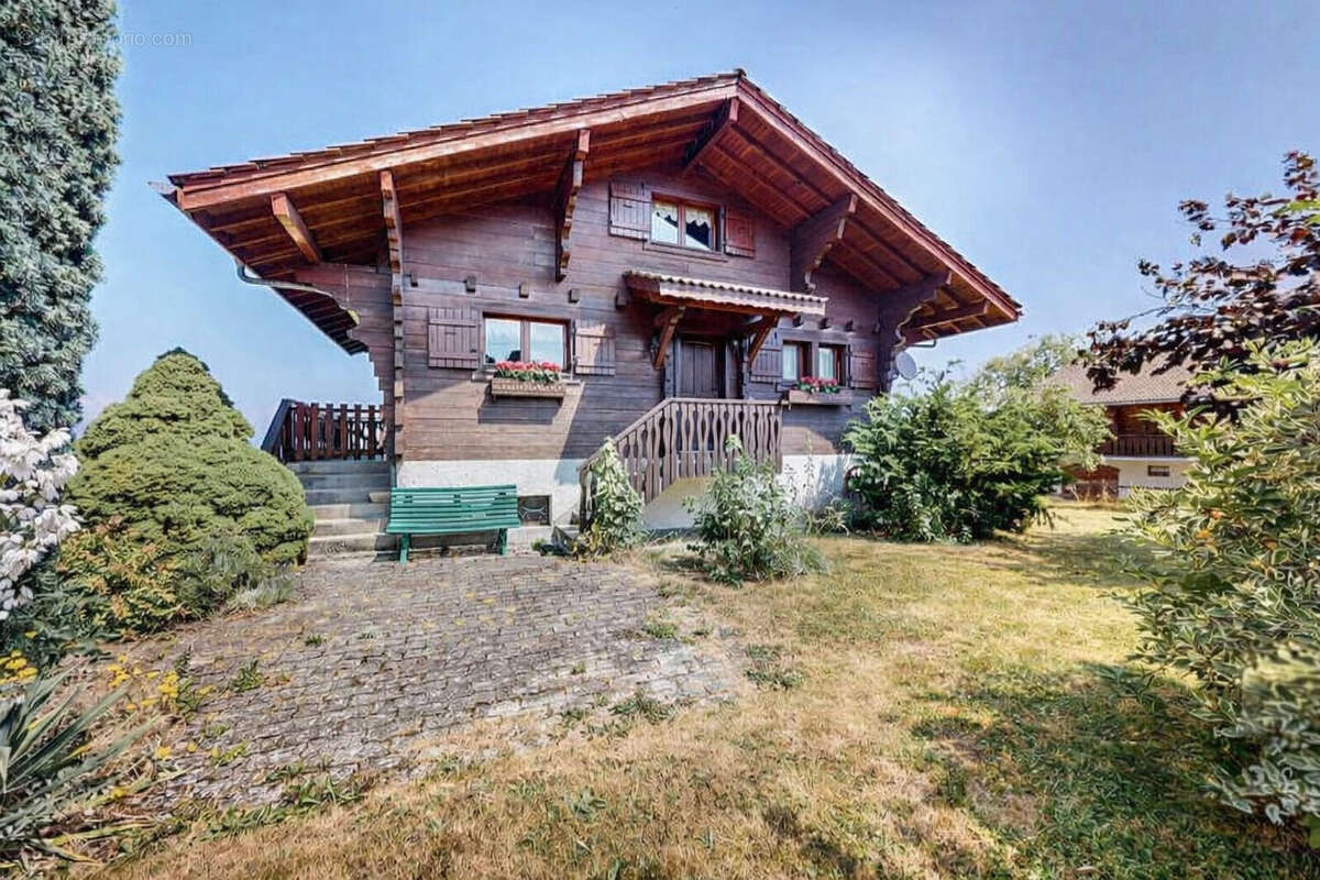 Maison à SAINT-PAUL-EN-CHABLAIS