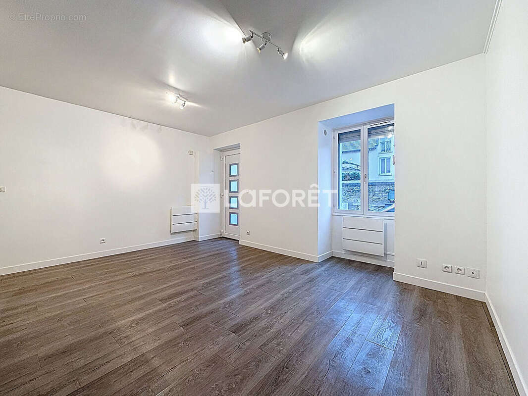 Appartement à LIEUSAINT