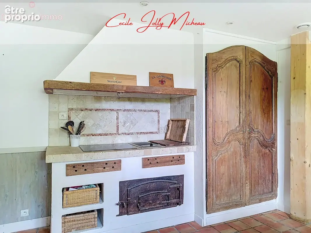 Maison 8 pièces 245 m² à vendre à Saint-Savin (33920) - photo 44