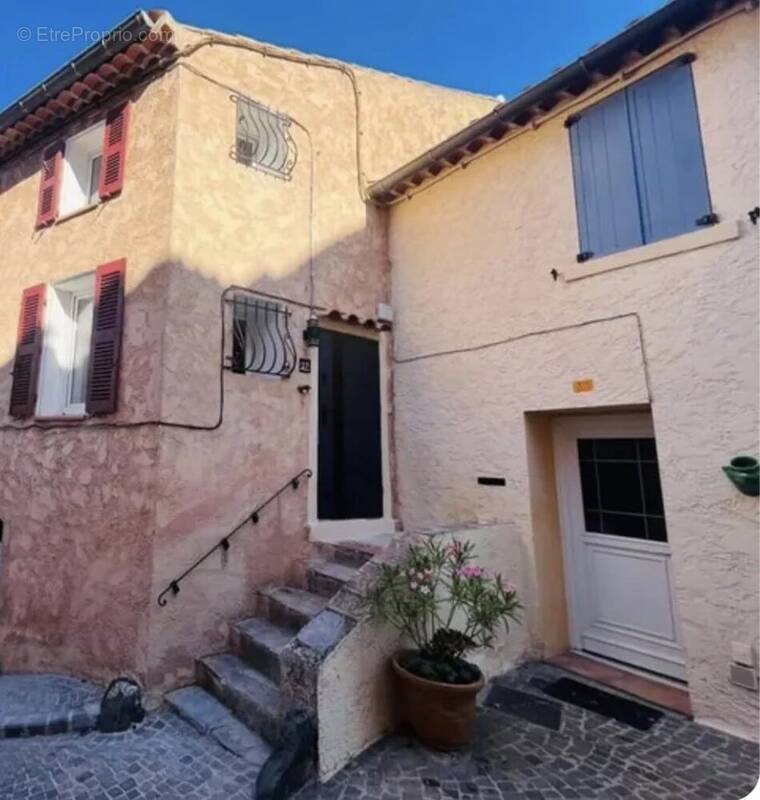 Maison à LA GARDE