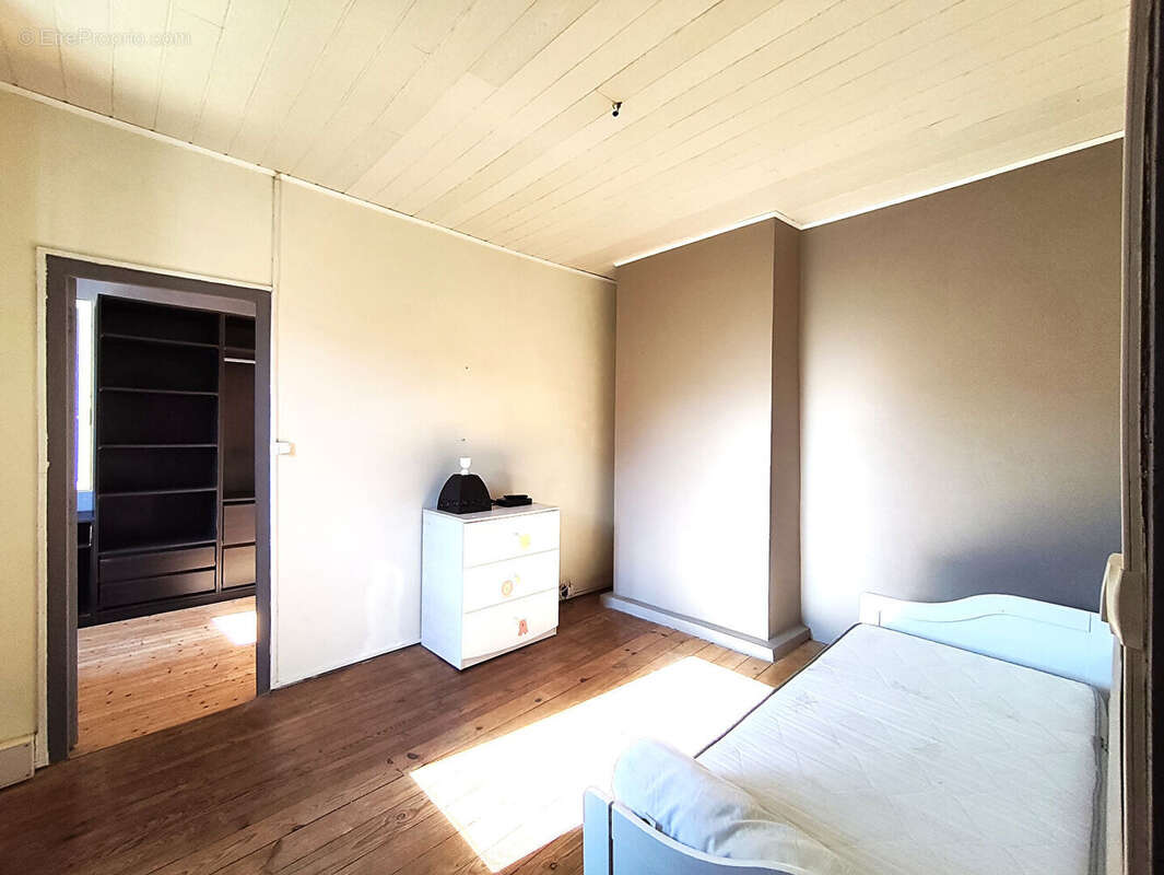 Maison à LUCQ-DE-BEARN