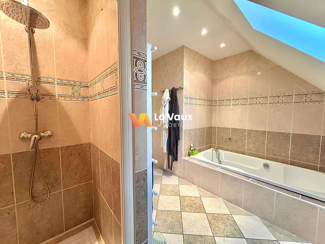 Maison à NEUVES-MAISONS