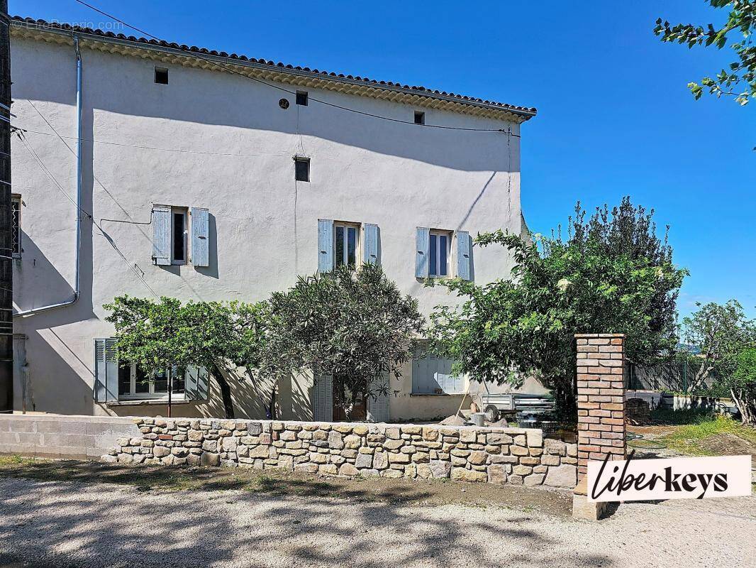 Maison à RIBAUTE-LES-TAVERNES