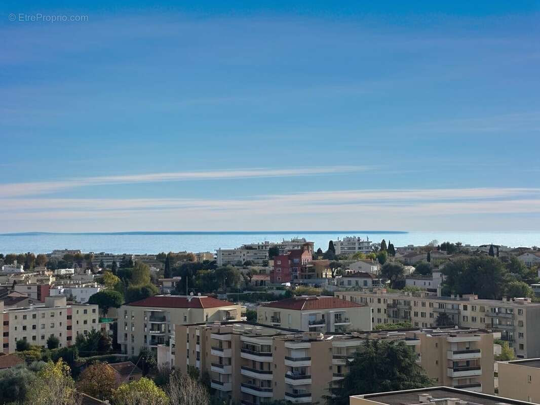 Appartement à CAGNES-SUR-MER