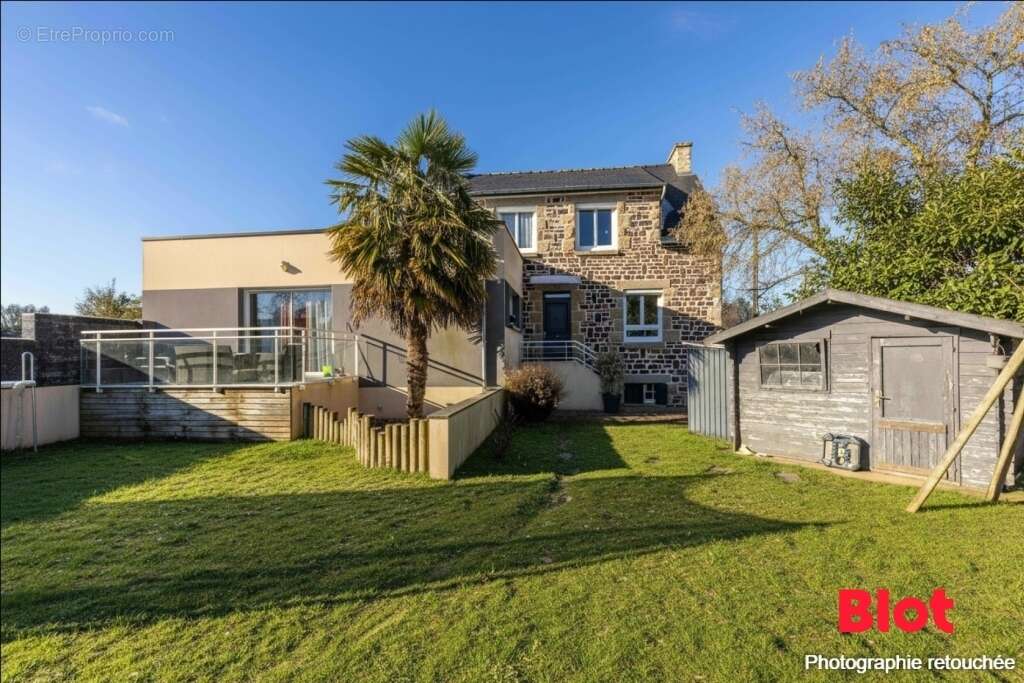 Maison à MONTAUBAN-DE-BRETAGNE