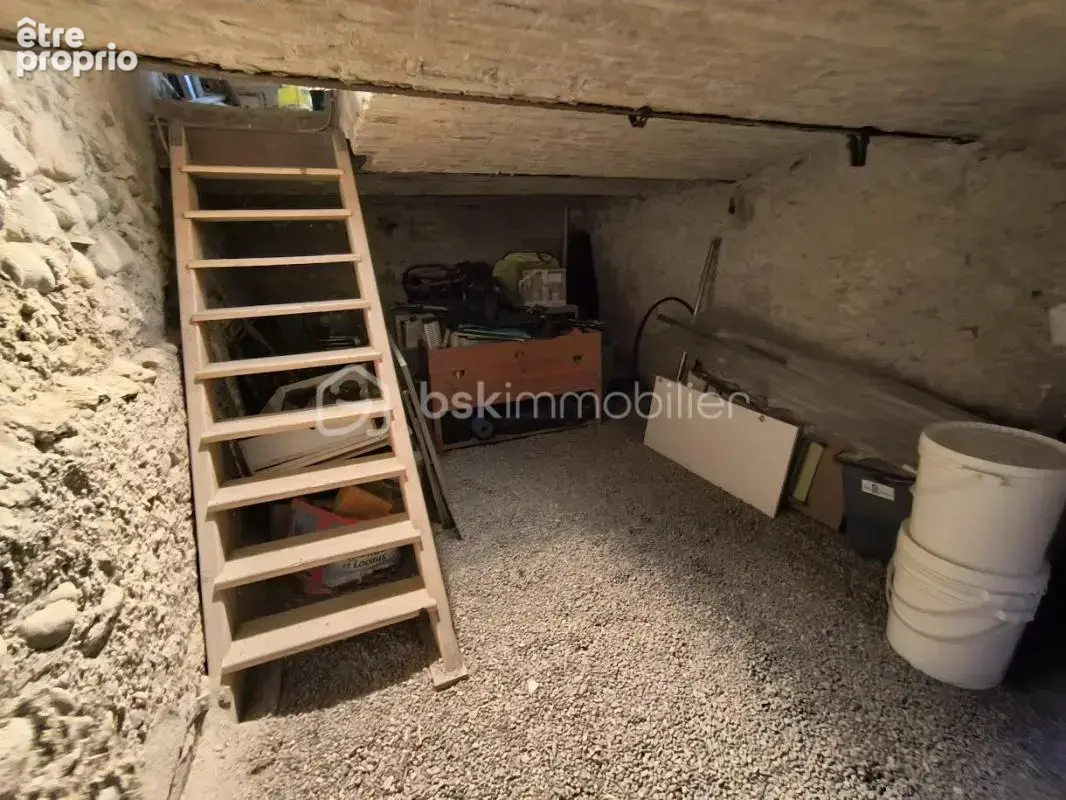 Coup de cœur : maison rénovée avec terrasse, jacuzzi et grand garage - photo 10