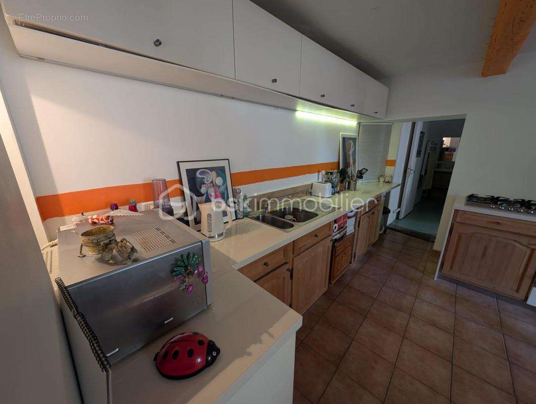 Maison à VEZENOBRES