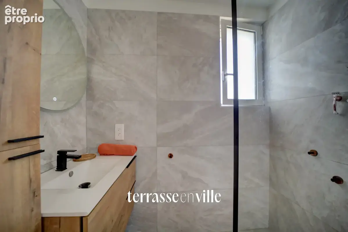 St cyr-sur-mer - villa familiale t5 rénovée - jardin 2100 m2 - piscine - garage - 790 000 € - photo 17