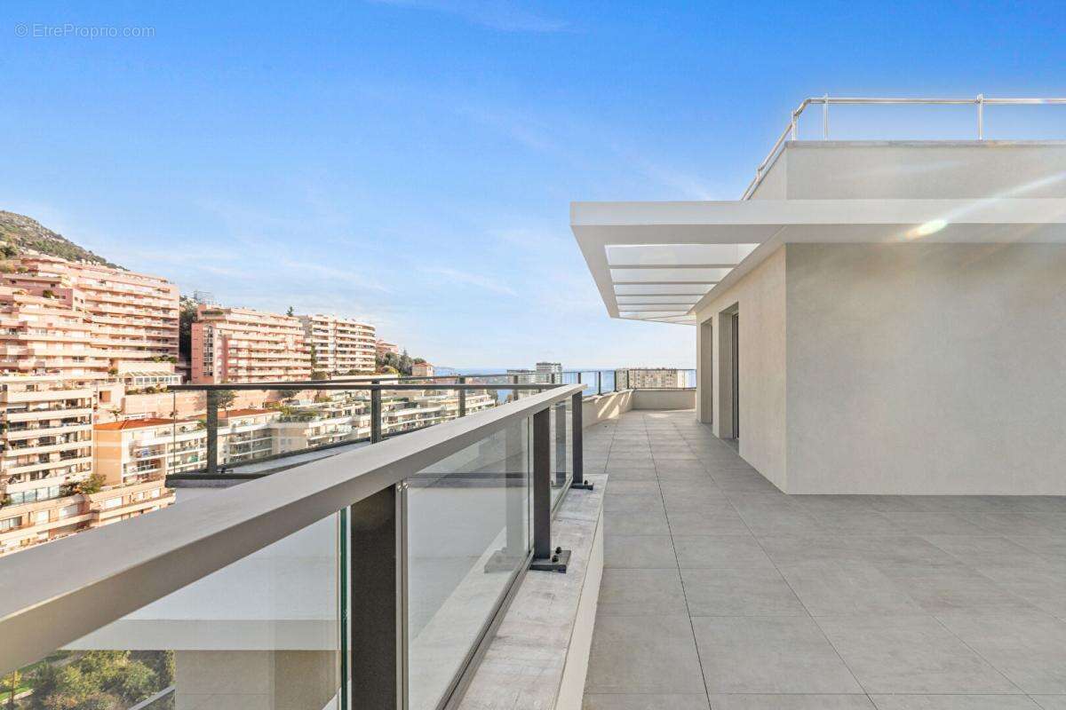 Appartement à BEAUSOLEIL