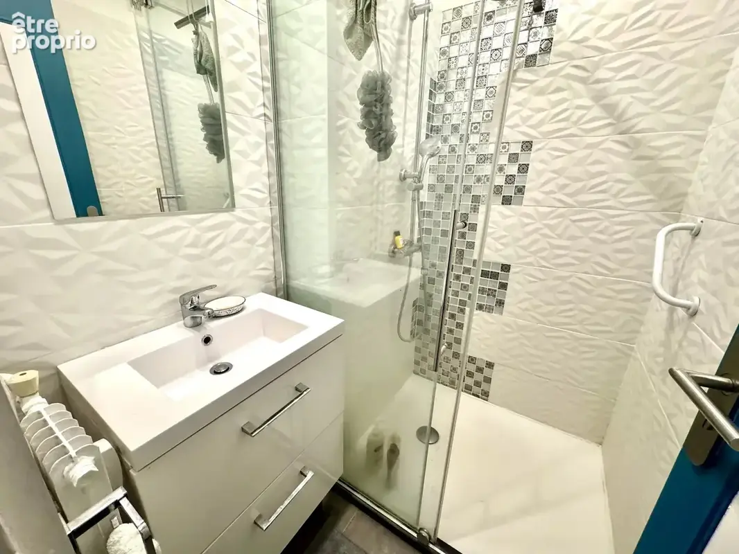 Cannes Vente vaste appartement 3 pièces proche centre - photo 11