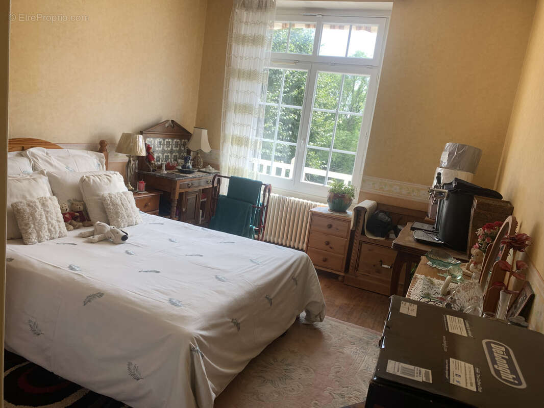 Maison à SAINT-LAURENT-DE-CERIS