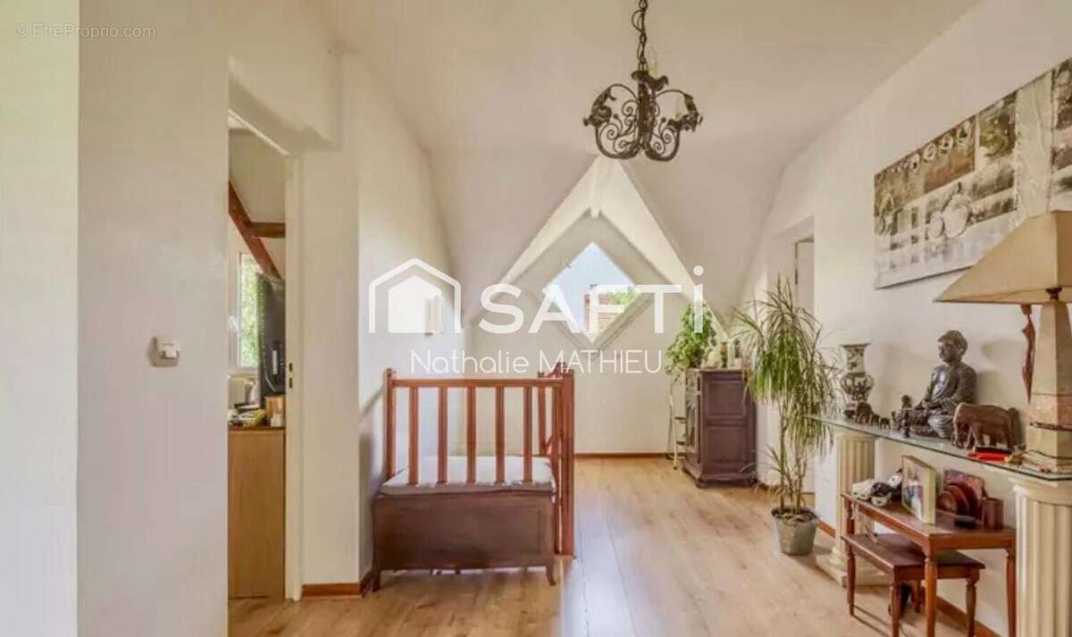 Photo 7 - Maison à MAGNY-LE-HONGRE