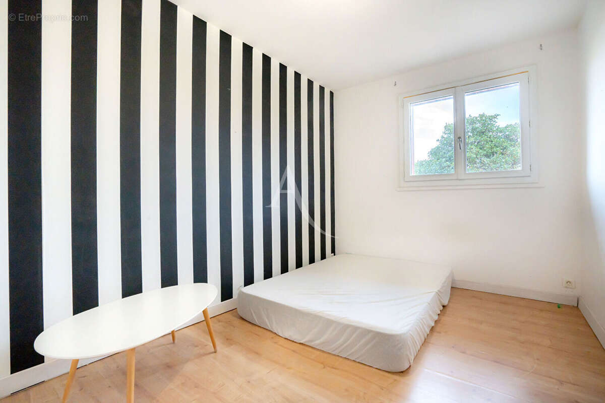 Maison à LE PUY-NOTRE-DAME