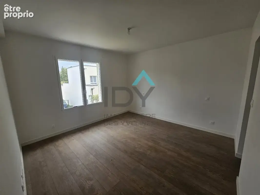 LE MESNIL LE ROI - Belle maison familiale de 175 m² au sol avec jardin - photo 8