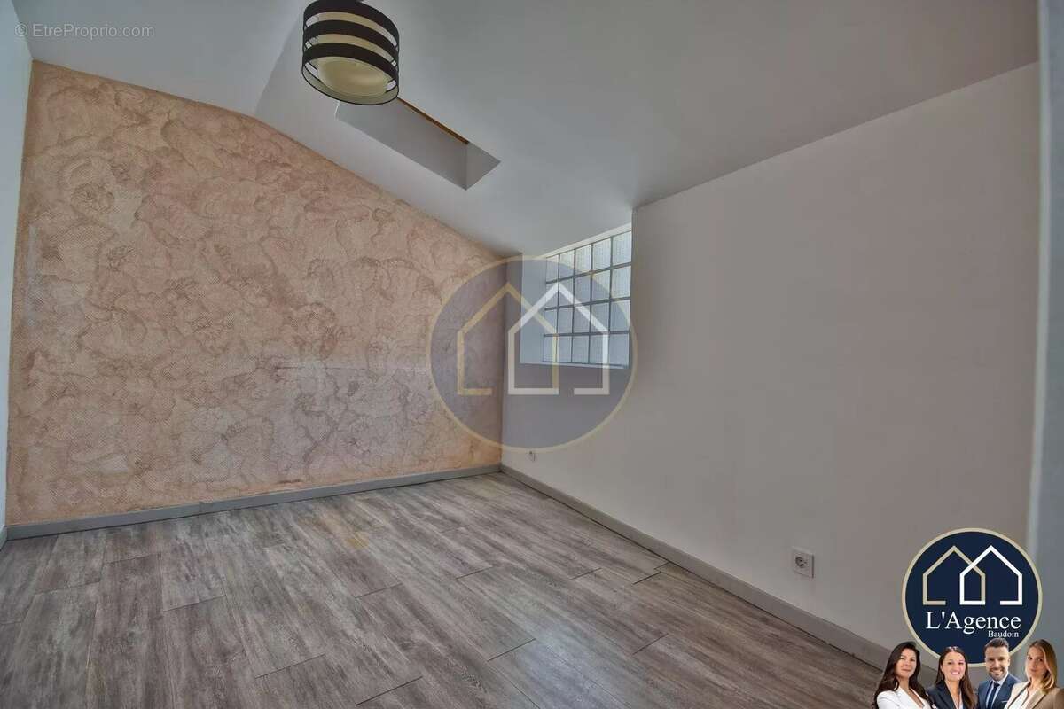 Maison à NOGENT-LE-ROI