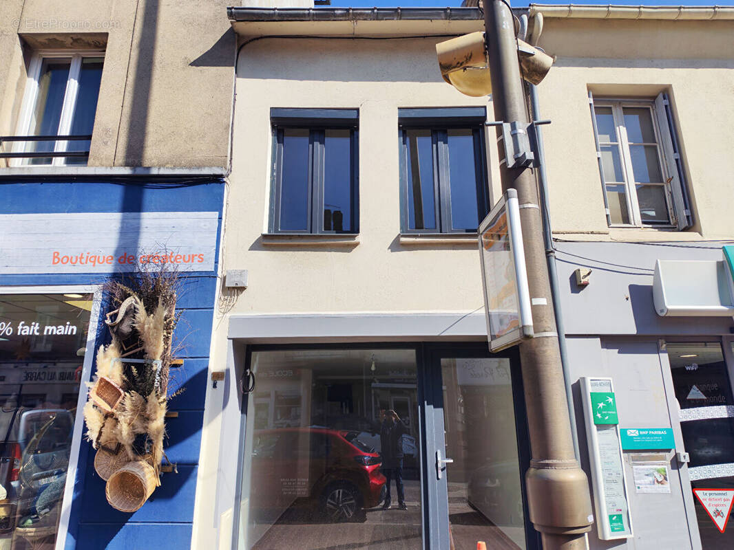 Appartement à BOURG-ACHARD