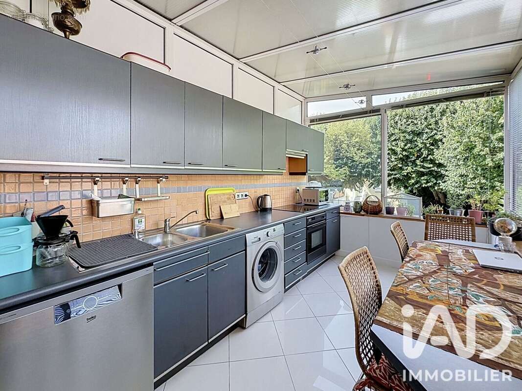 Photo 2 - Appartement à LE PERREUX-SUR-MARNE