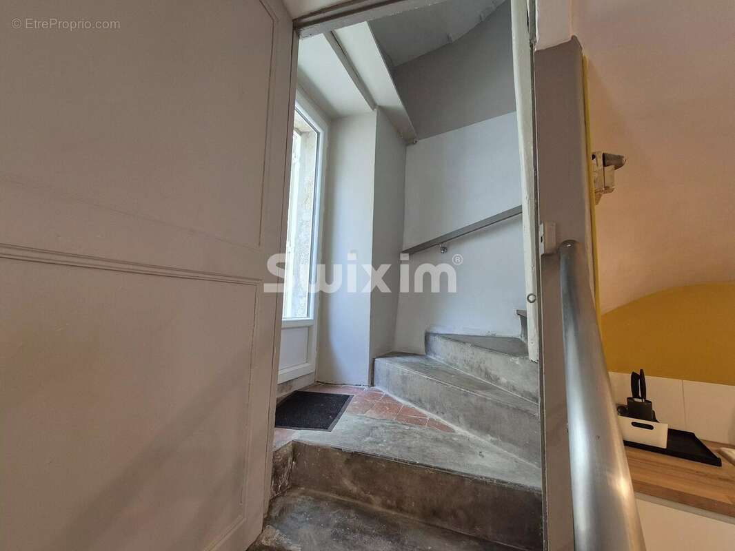 Maison à LORMES