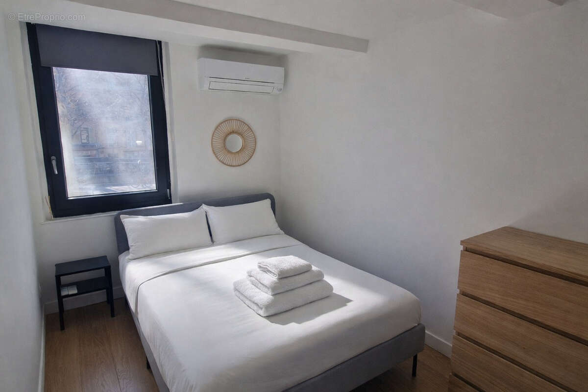 Appartement à MARSEILLE-6E