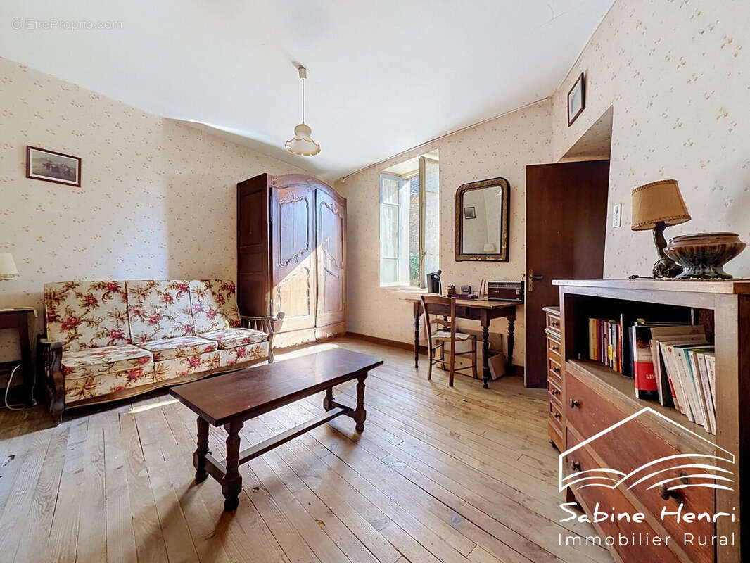 Maison 180 m² à Mirandol-Bourgnounac  - photo 7