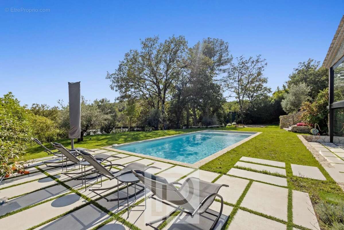 Magnifique mas en pierre rénové à Valbonne - photo 32