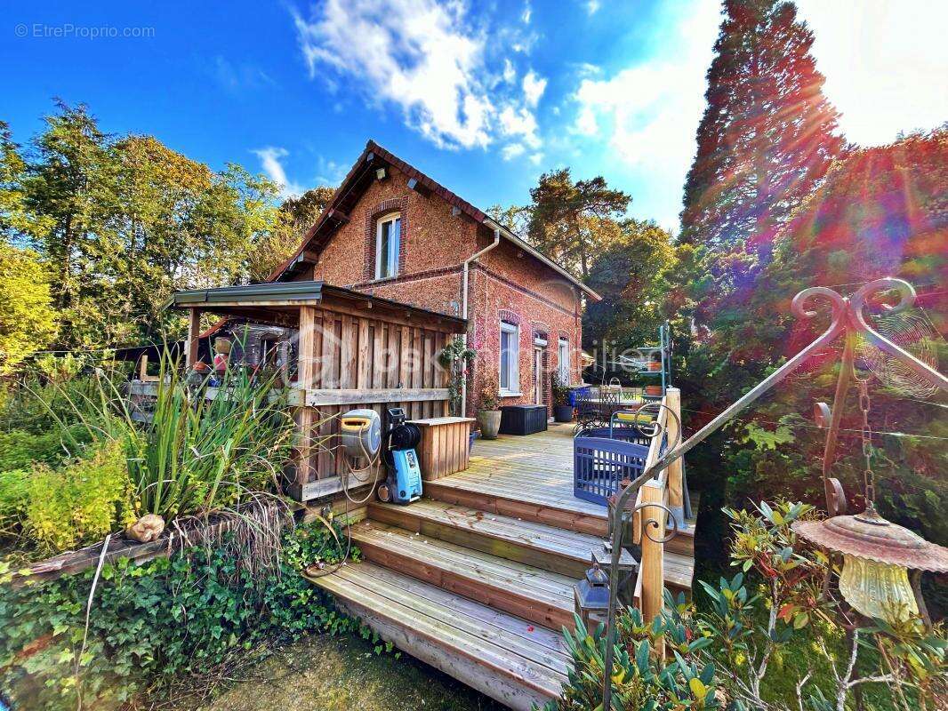 Maison à SAINT-LEGER-EN-YVELINES