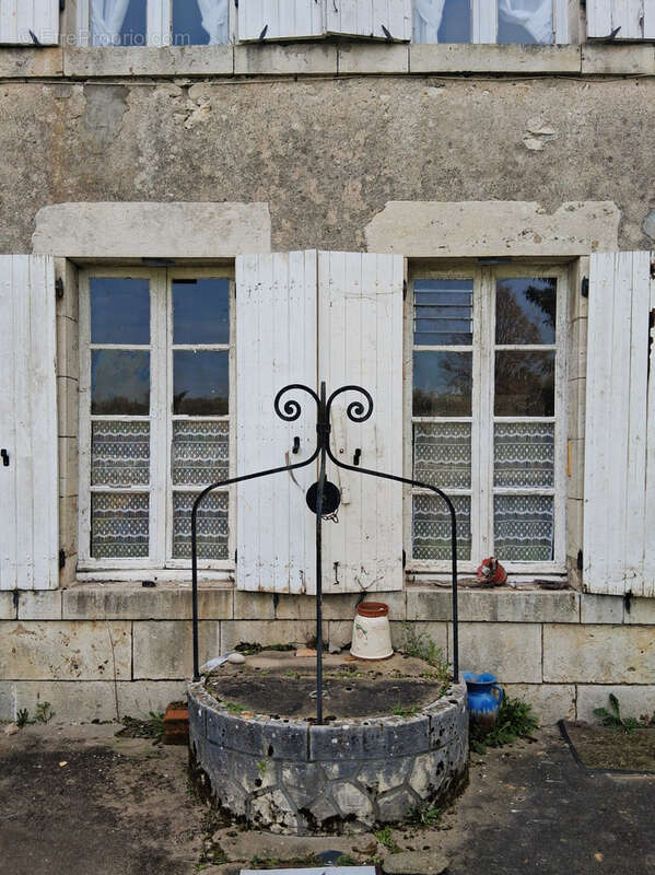 Maison à OUZOUER-SUR-TREZEE