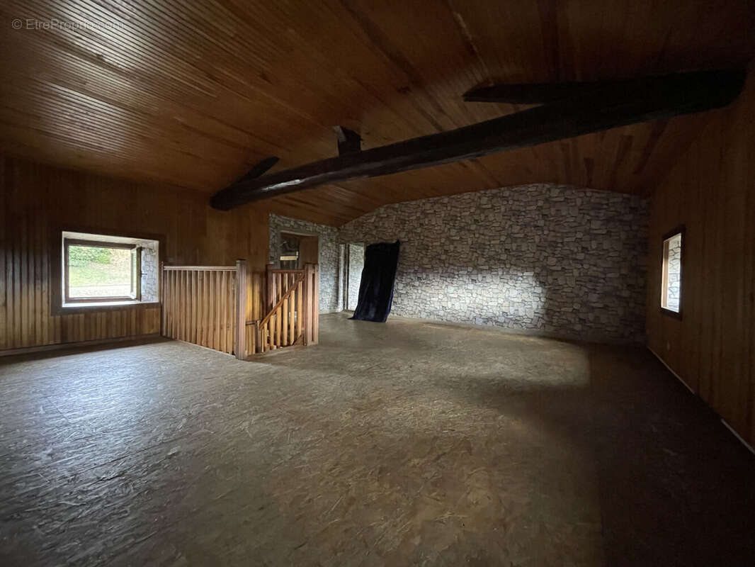 Photo 9 - Maison à AMPLEPUIS