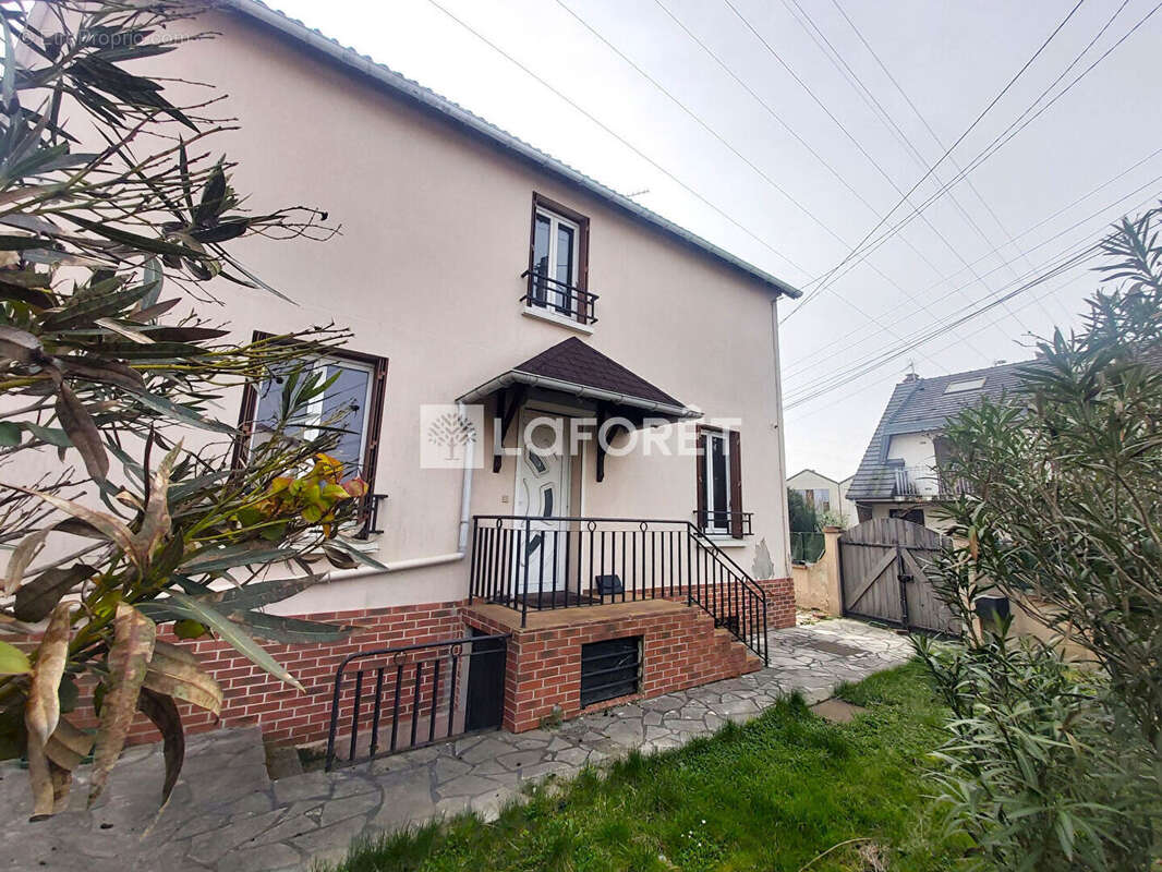 Maison à GAGNY