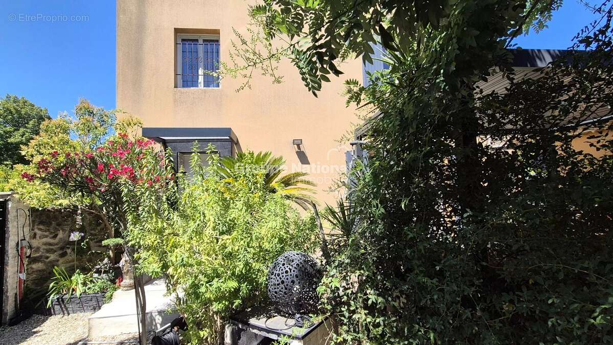 Couthezon - mas 145 m² avec jardin + piscine - photo 6