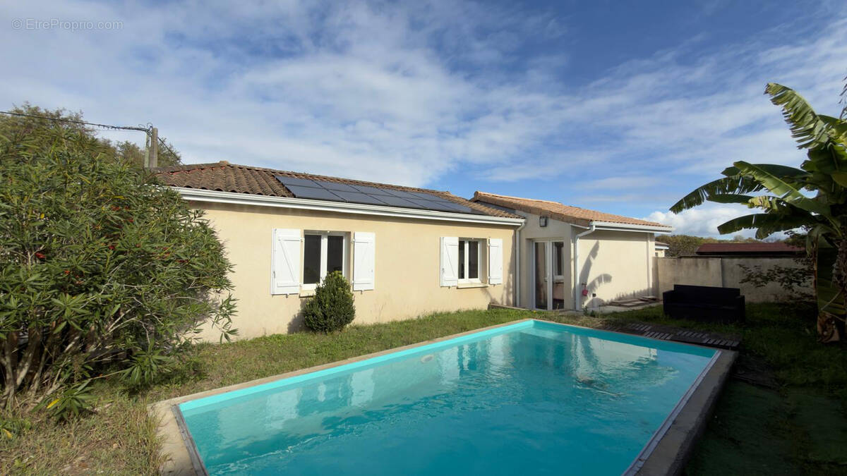 Maison à SAINT-ANDRE-DE-CUBZAC