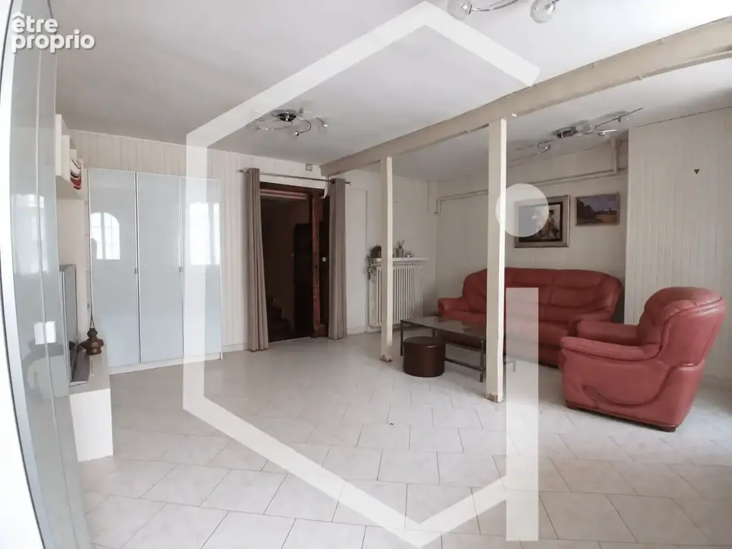 Donzy centre ville historique immeuble commercial avec habitation - photo 5