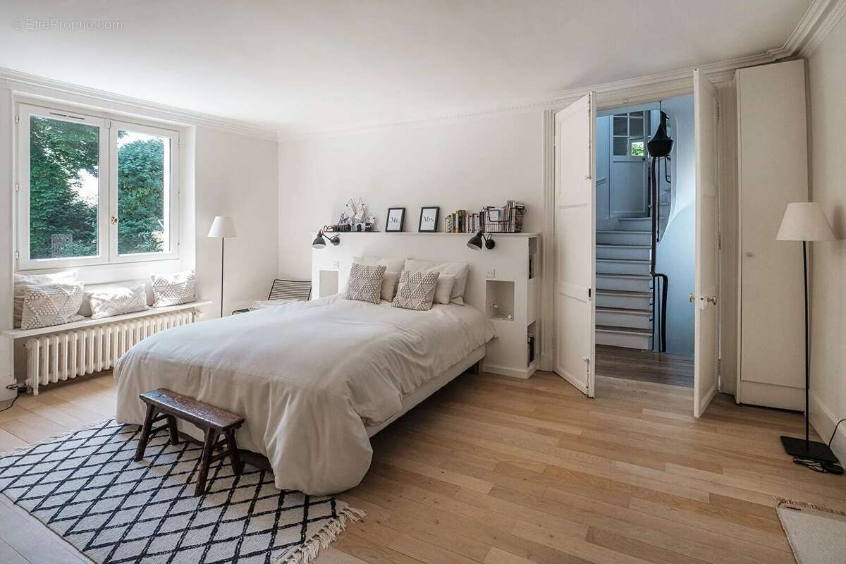 Maison à ENGHIEN-LES-BAINS