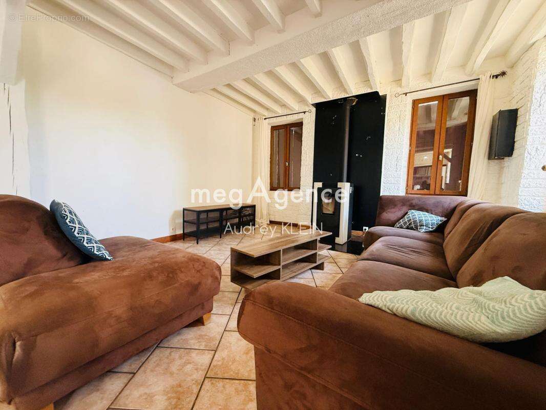 Spacieuse maison familiale avec garage, dépendance et jardin - photo 2